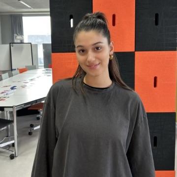 Hi, ich bin Konstantina Papadopoulou.