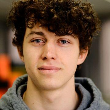 Redakteur Elias-Laurin Hey, ich bin Elias-Laurin