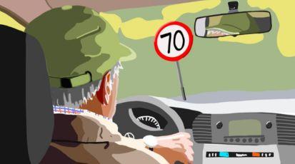 Illustration von einem Senior der hinter dem Steuer sitzt und an einem Verkehrsschild mit "70" vorbeifährt