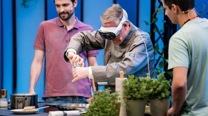 Jörg Ilzhöfer kocht mit AR-Brille „Apple Vision Pro"