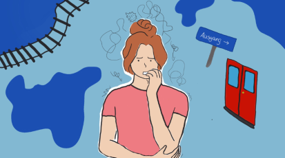 Eine Frau hat eine Panikattacke im Zug