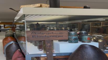 Die Kampfmittelsammlung umfasst mehrere hundert Ausstellungsstücke