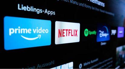 Bildschirm zeigt Apps zum Streaming