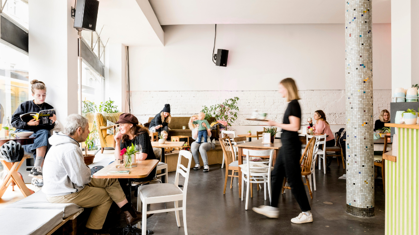 Das Cafe Raupe Immersatt von Innen.