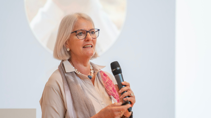 Empathie Coach Birgit Schwinn gibt einen ihrer Workshops