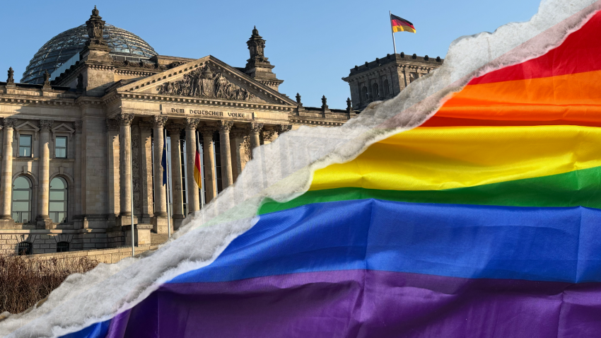 Eine Montage in der in der oberen diagonalen Hälfte das Reichstagsgebäude zu sehen ist und inder unteren diagonalen Hälfte eine Regenbogenflagge. Die diagonale Bildtrennung erfolgt über einen zerissenen Papierstreifen