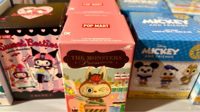 Foto von Verpackungen verschiedener Blindboxen