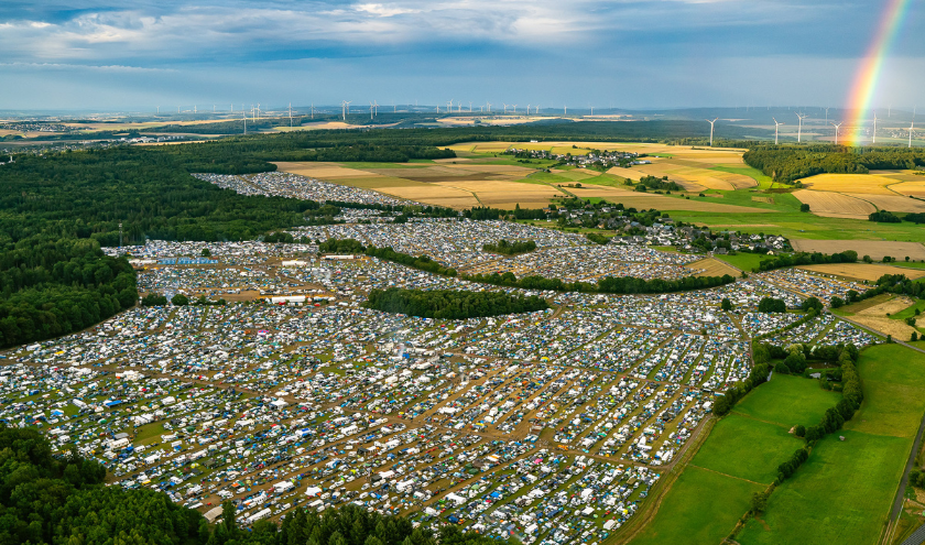 Der Campingplatz streckt sich zweieinhalb Kilometer von Nord nach Süd.