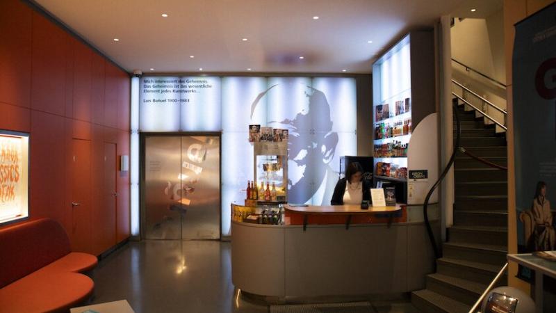 Das Foyer des Delphi Arthaus Kinos ist noch leer