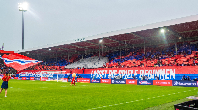Fan-Choreo beim ersten Heimspiel